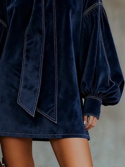 Tiphaine | Mini Vestido de Terciopelo con Lazo